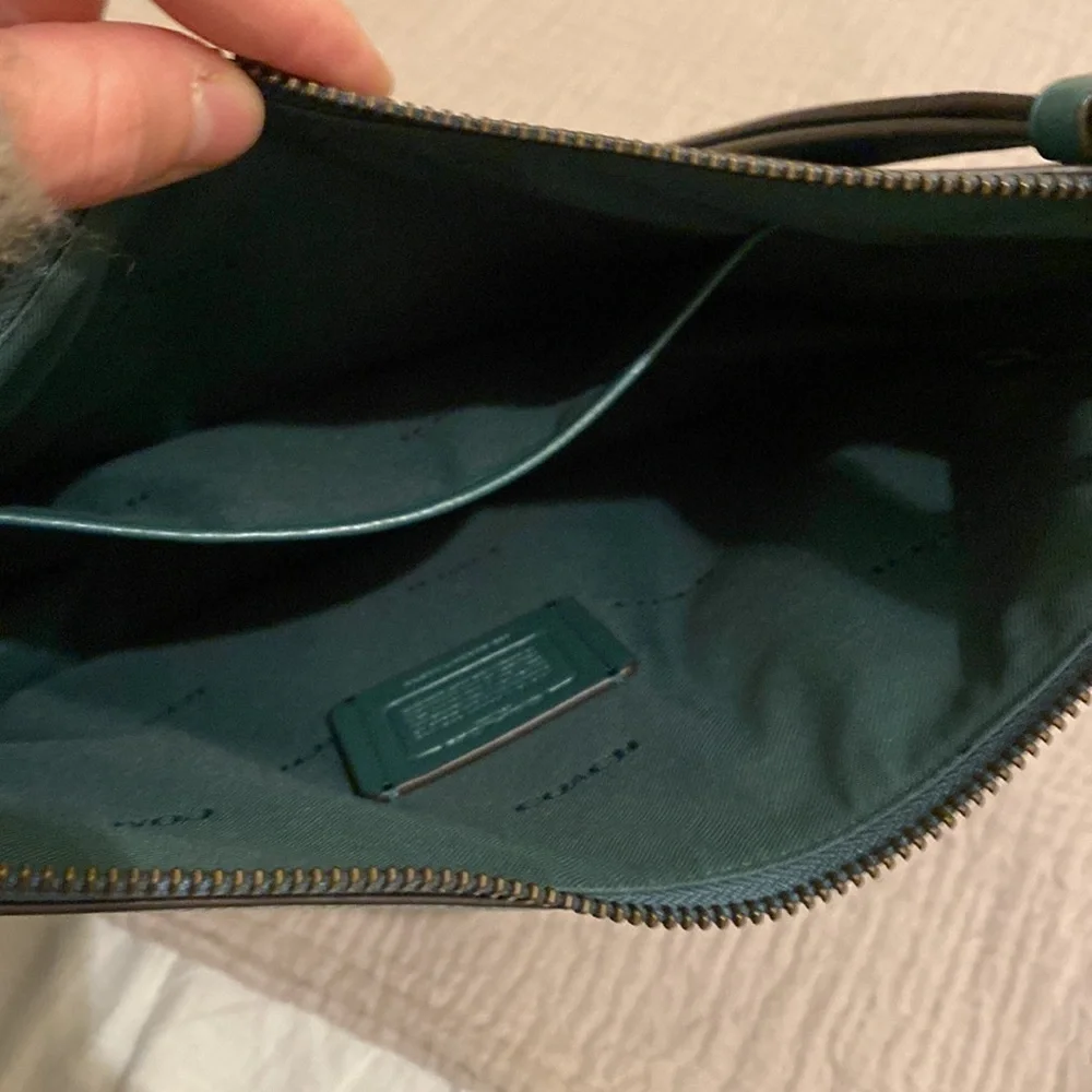 Coach  Chaise green polished pebble leather bag . Very good condition